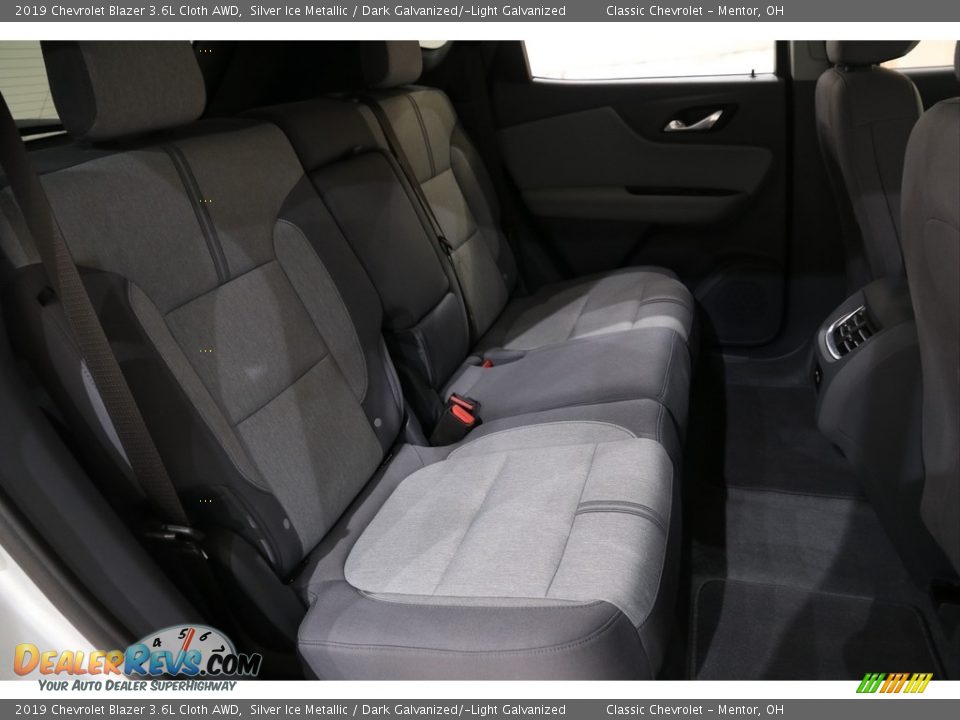 2019 Chevrolet Blazer 3.6L Cloth AWD Silver Ice Metallic / Dark Galvanized/­Light Galvanized Photo #18