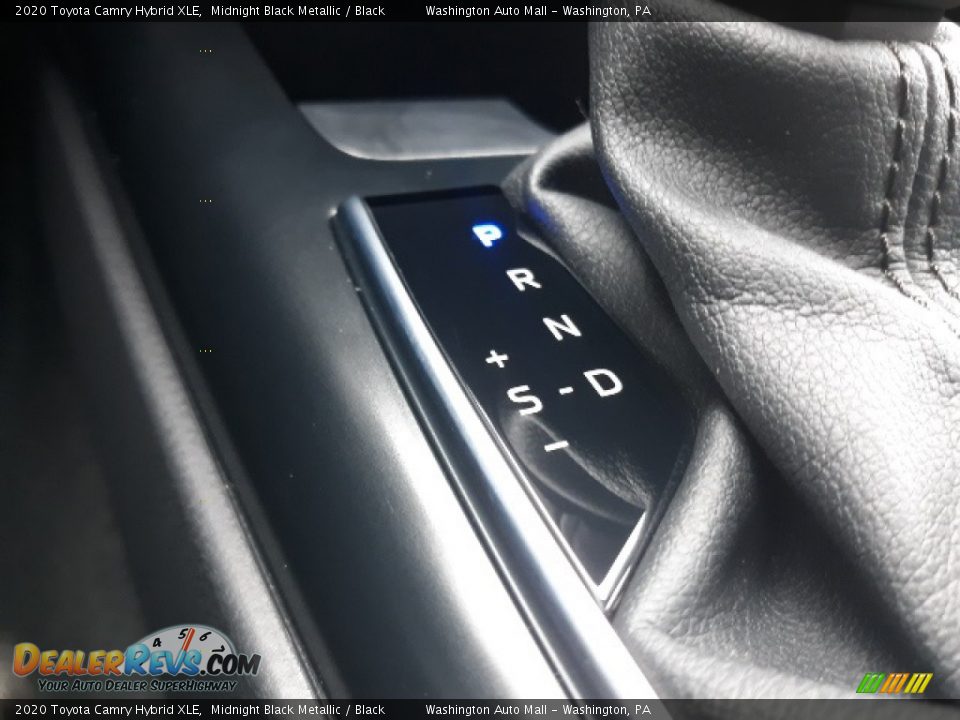 2020 Toyota Camry Hybrid XLE Midnight Black Metallic / Black Photo #17