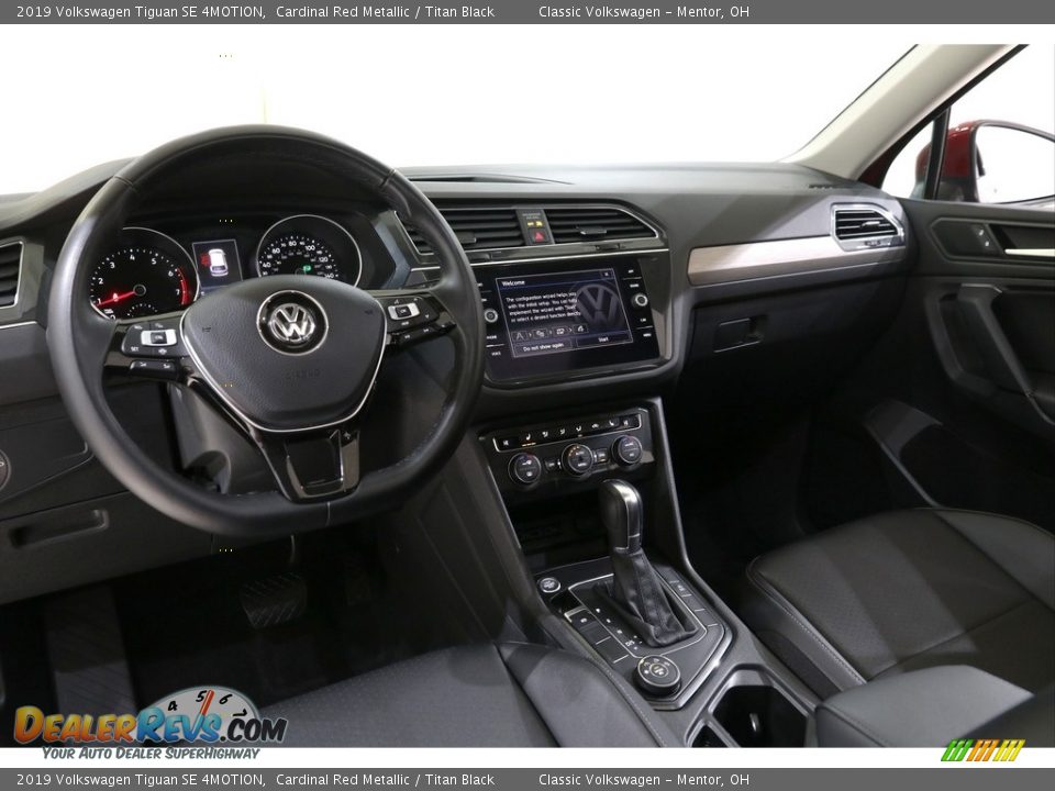 Dashboard of 2019 Volkswagen Tiguan SE 4MOTION Photo #7