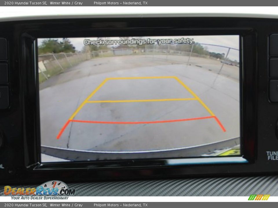 2020 Hyundai Tucson SE Winter White / Gray Photo #17