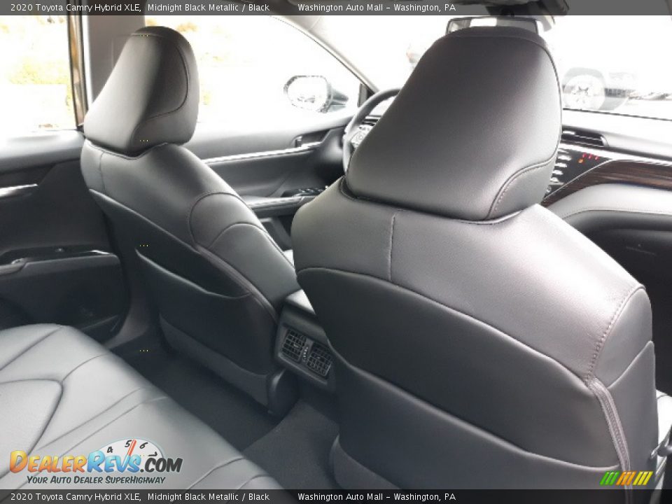 2020 Toyota Camry Hybrid XLE Midnight Black Metallic / Black Photo #34