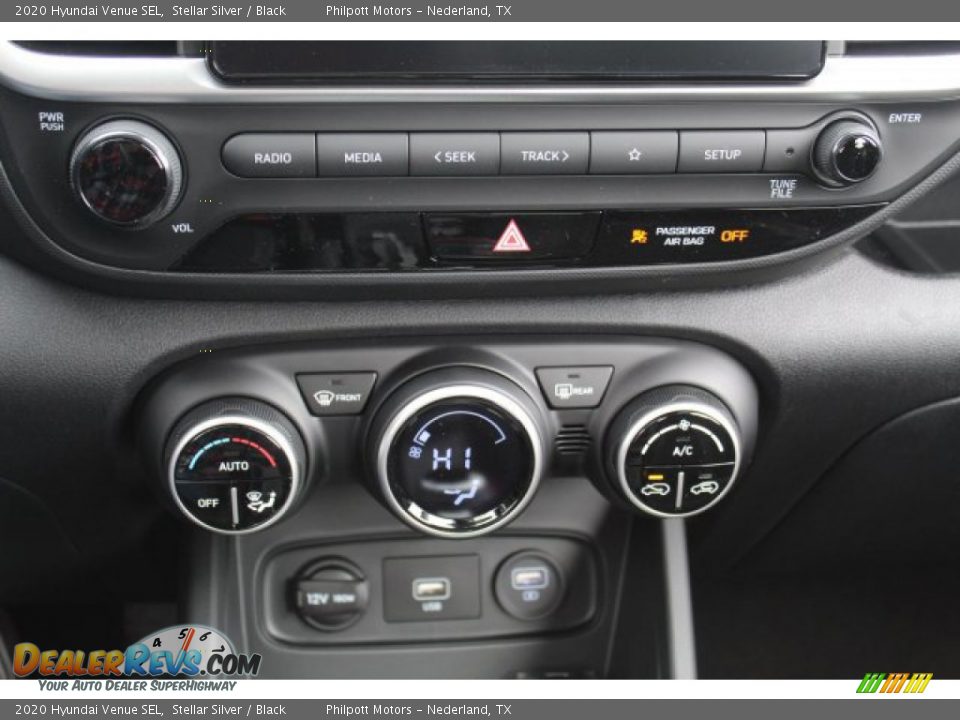 2020 Hyundai Venue SEL Stellar Silver / Black Photo #16
