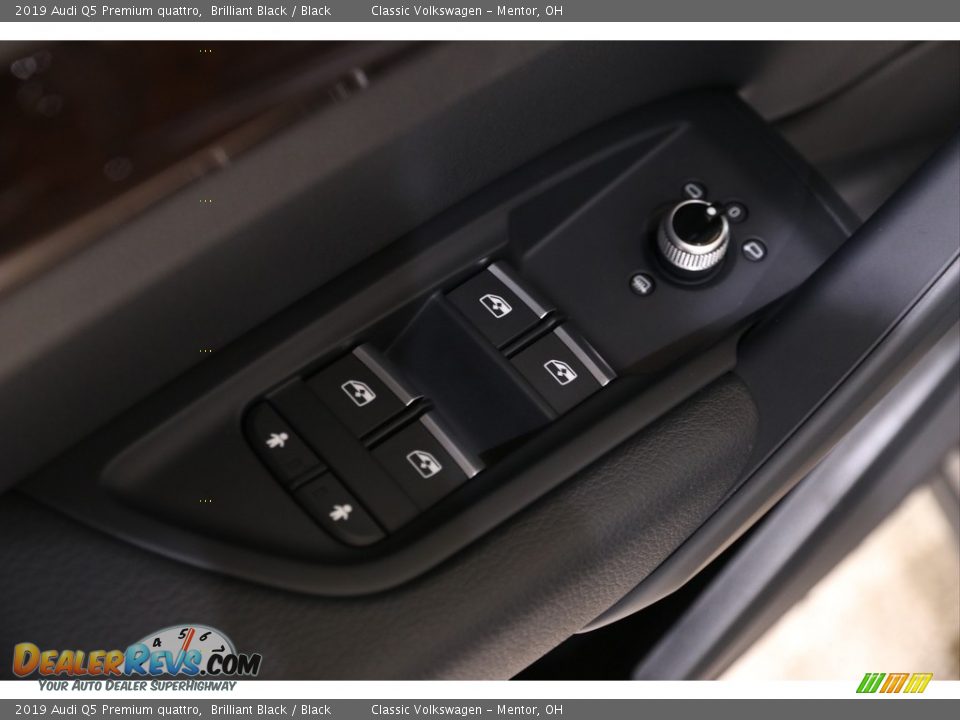2019 Audi Q5 Premium quattro Brilliant Black / Black Photo #5