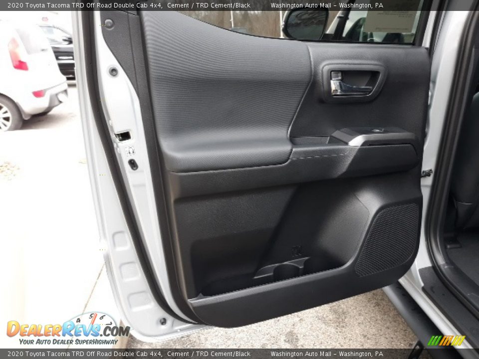 Door Panel of 2020 Toyota Tacoma TRD Off Road Double Cab 4x4 Photo #36