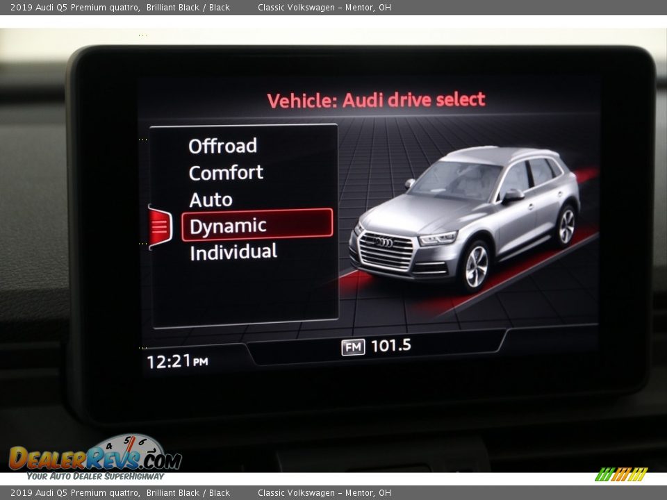 2019 Audi Q5 Premium quattro Brilliant Black / Black Photo #28