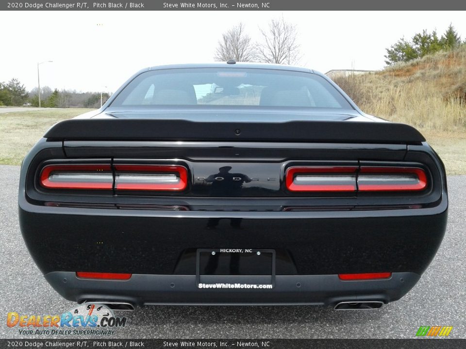 2020 Dodge Challenger R/T Pitch Black / Black Photo #7