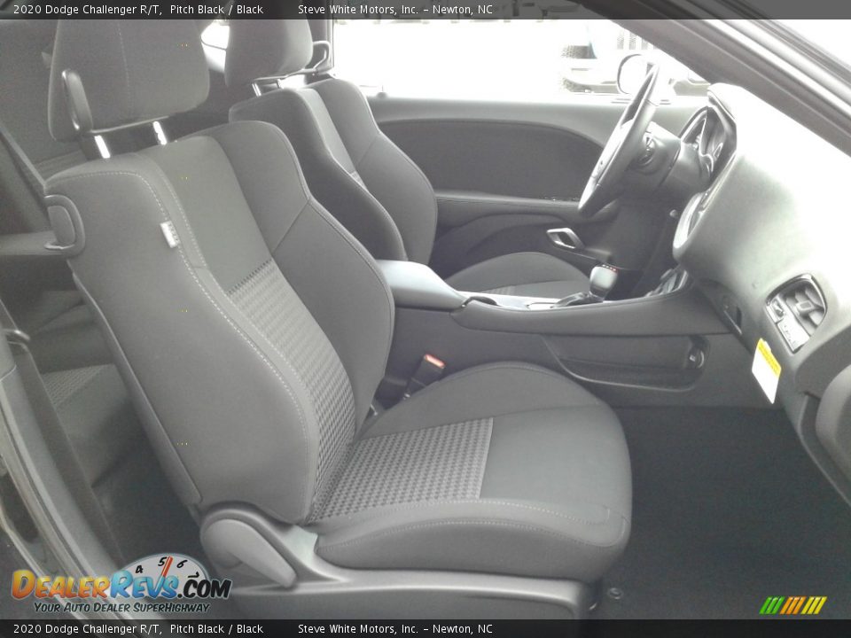 Front Seat of 2020 Dodge Challenger R/T Photo #16