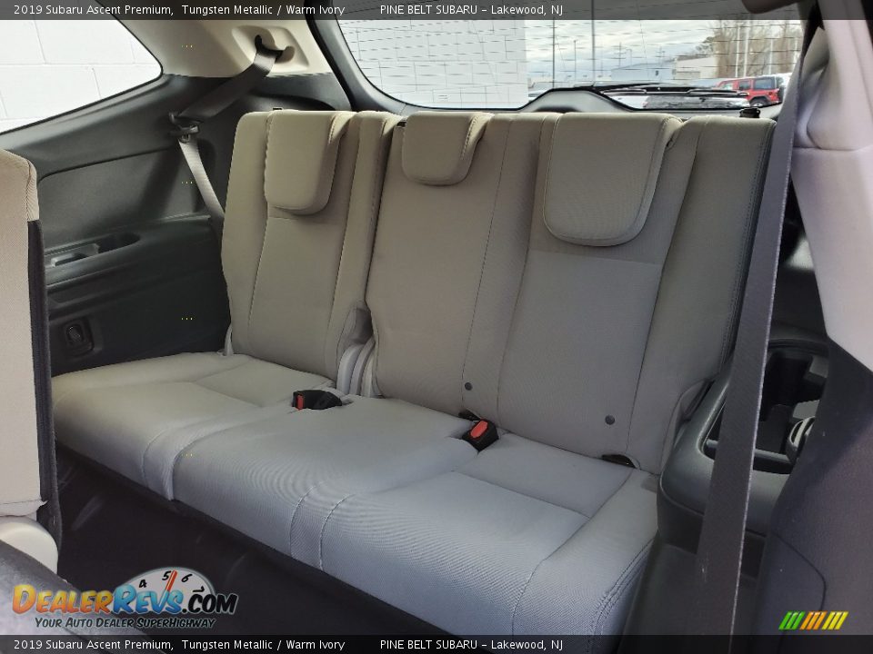 2019 Subaru Ascent Premium Tungsten Metallic / Warm Ivory Photo #12