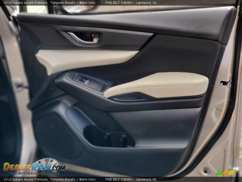 2019 Subaru Ascent Premium Tungsten Metallic / Warm Ivory Photo #15