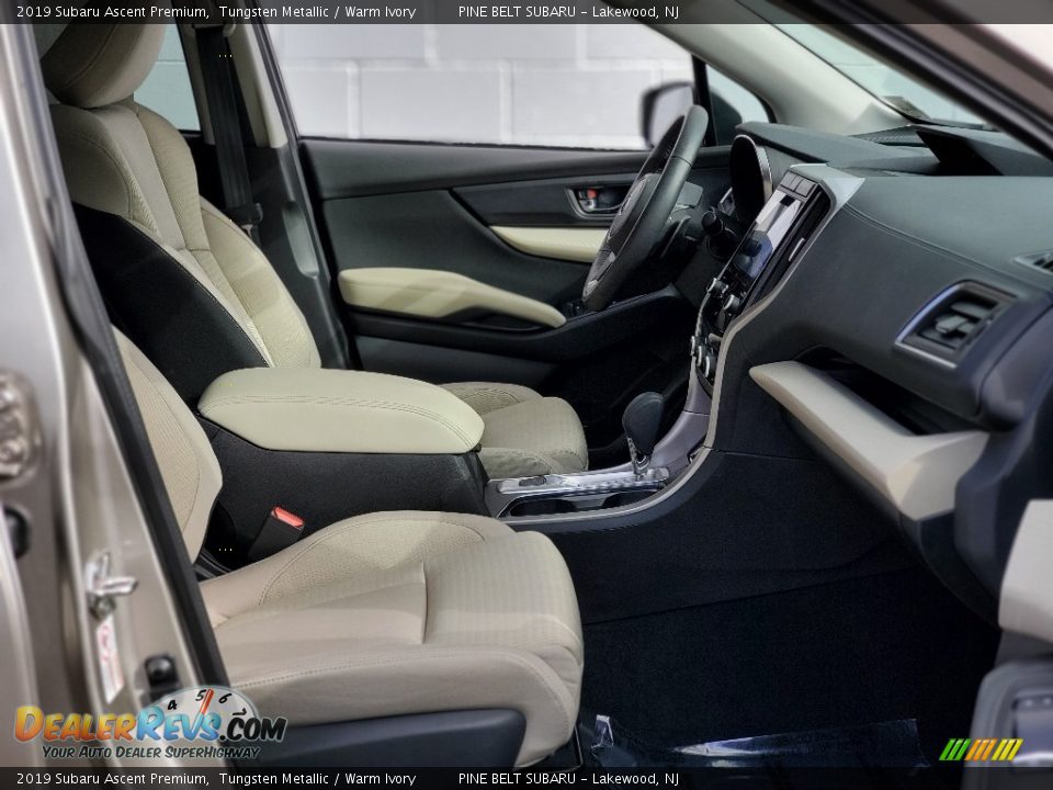 2019 Subaru Ascent Premium Tungsten Metallic / Warm Ivory Photo #17