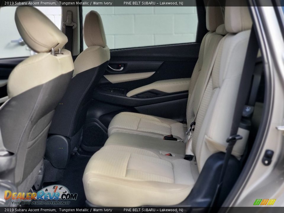 2019 Subaru Ascent Premium Tungsten Metallic / Warm Ivory Photo #28