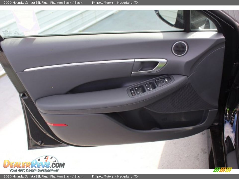 Door Panel of 2020 Hyundai Sonata SEL Plus Photo #9