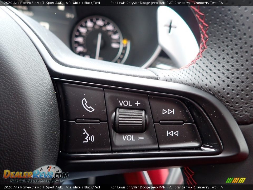2020 Alfa Romeo Stelvio TI Sport AWD Steering Wheel Photo #19