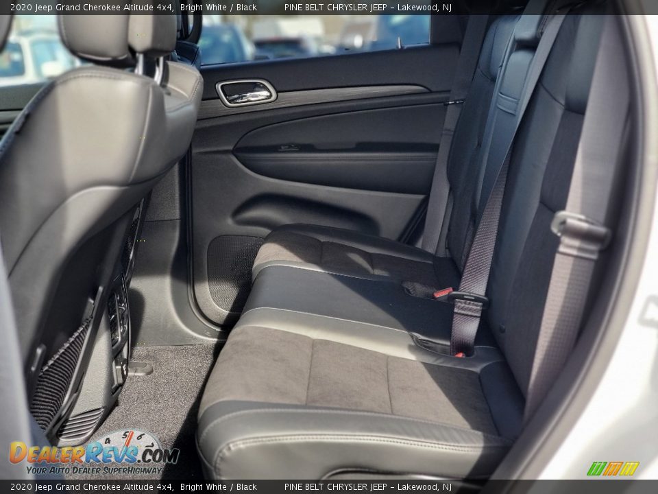 2020 Jeep Grand Cherokee Altitude 4x4 Bright White / Black Photo #6