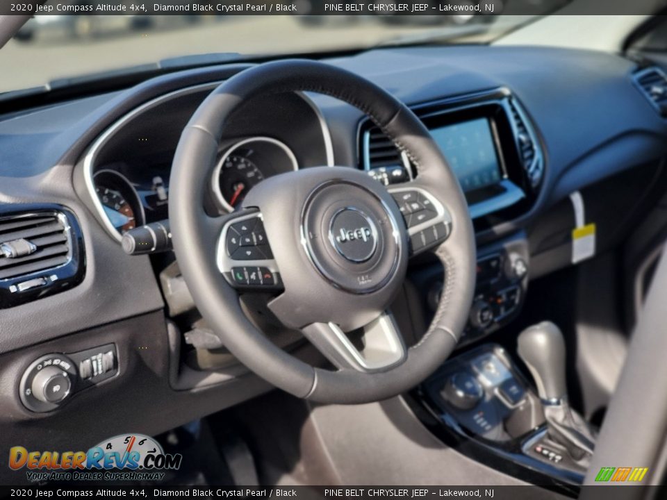 2020 Jeep Compass Altitude 4x4 Diamond Black Crystal Pearl / Black Photo #7