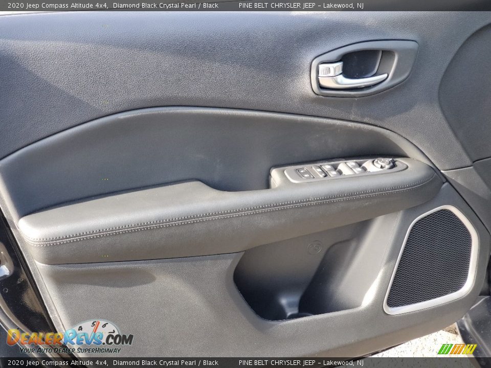 2020 Jeep Compass Altitude 4x4 Diamond Black Crystal Pearl / Black Photo #8