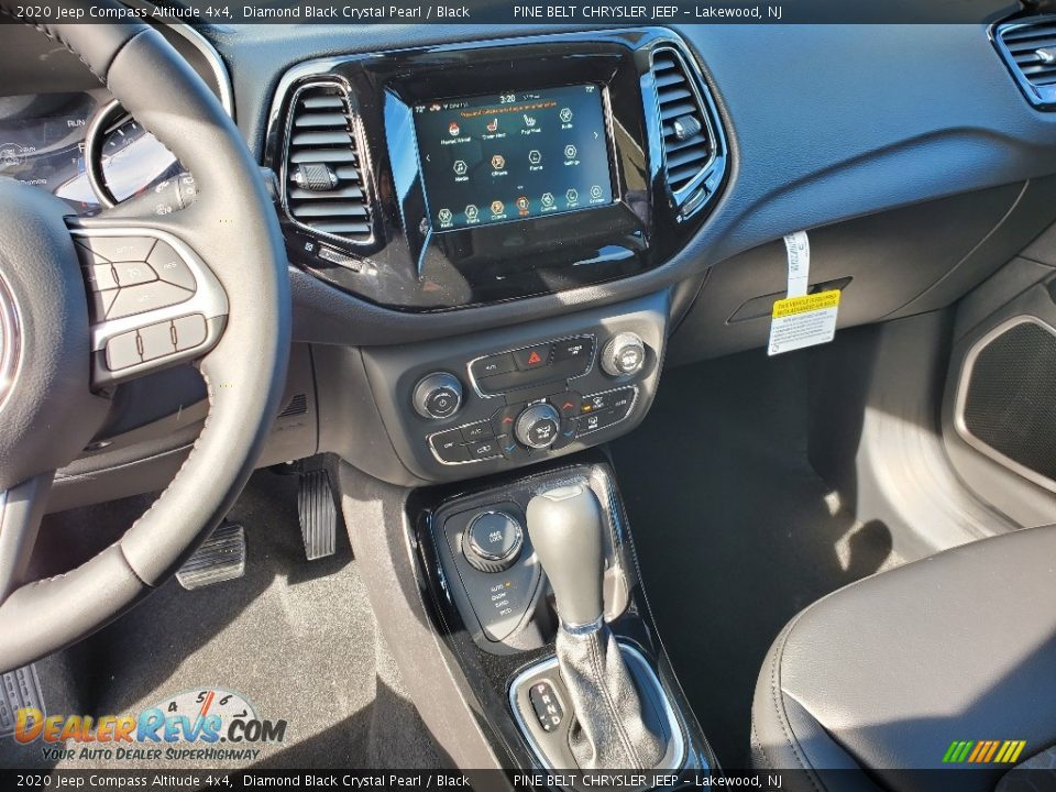 2020 Jeep Compass Altitude 4x4 Diamond Black Crystal Pearl / Black Photo #10