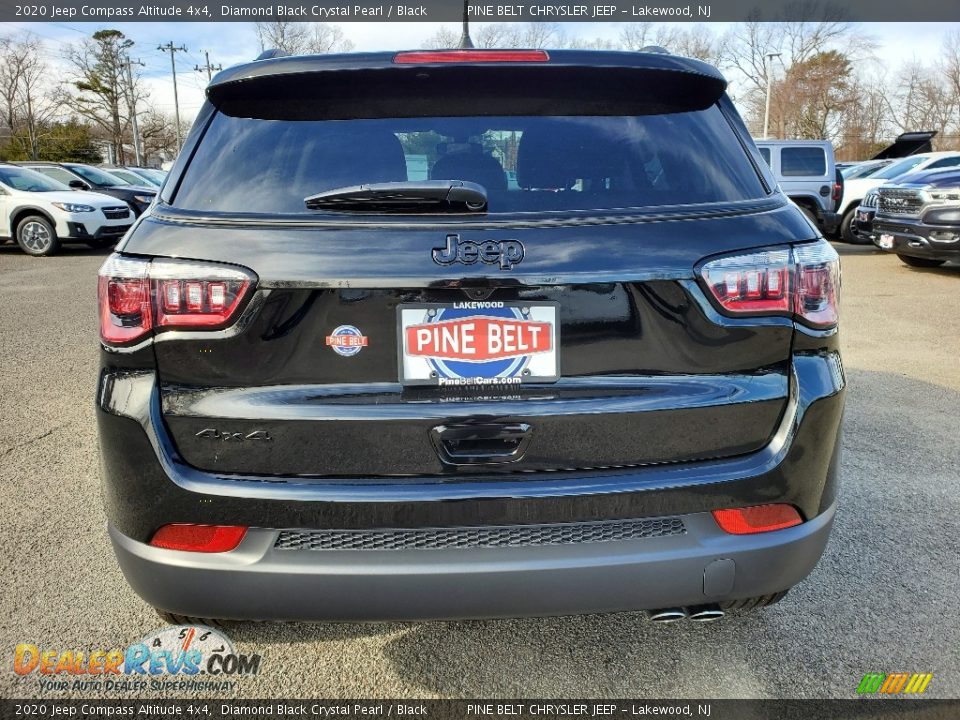 2020 Jeep Compass Altitude 4x4 Diamond Black Crystal Pearl / Black Photo #5