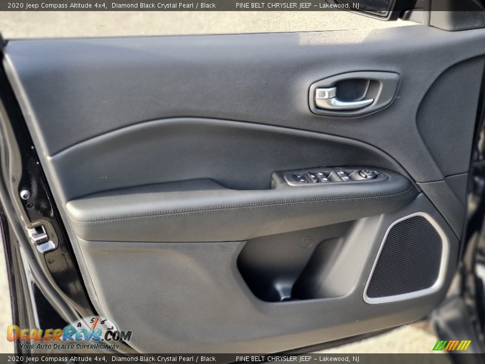 2020 Jeep Compass Altitude 4x4 Diamond Black Crystal Pearl / Black Photo #8
