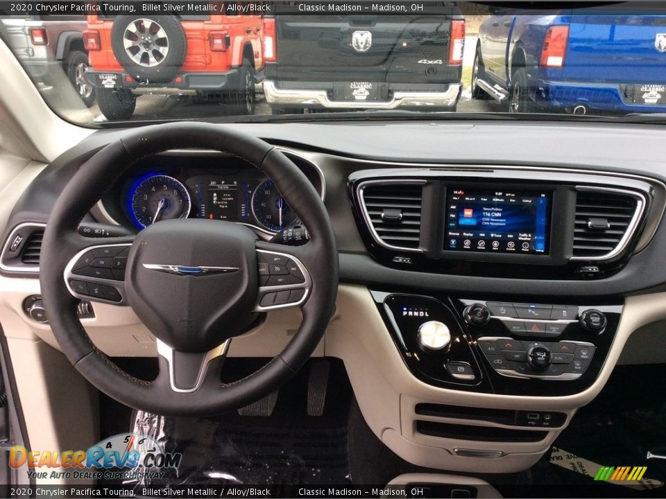 2020 Chrysler Pacifica Touring Billet Silver Metallic / Alloy/Black Photo #3