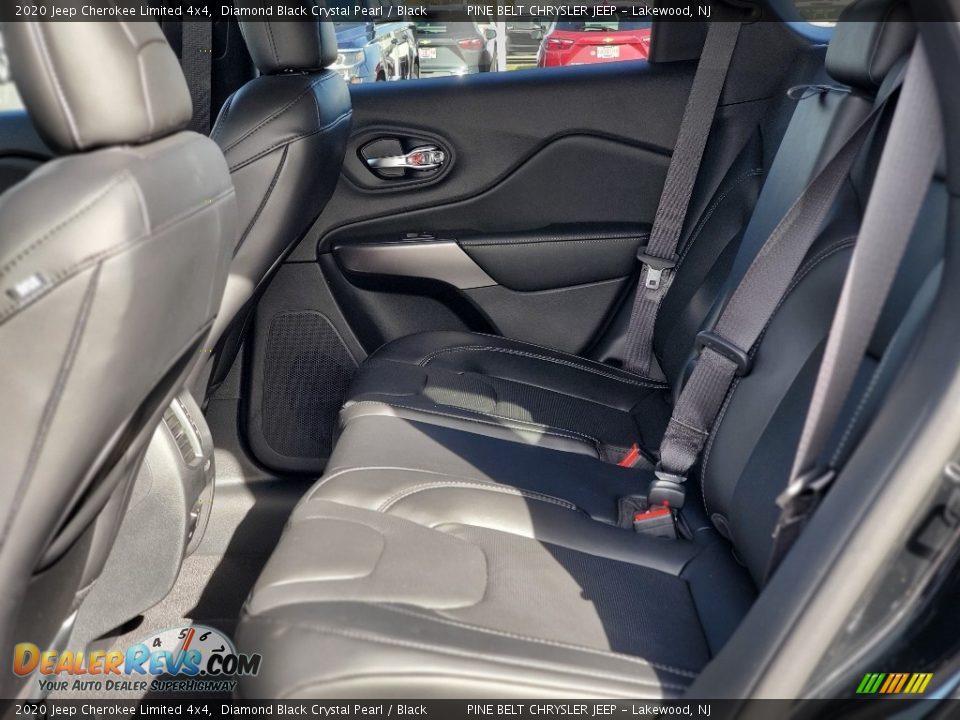 2020 Jeep Cherokee Limited 4x4 Diamond Black Crystal Pearl / Black Photo #6