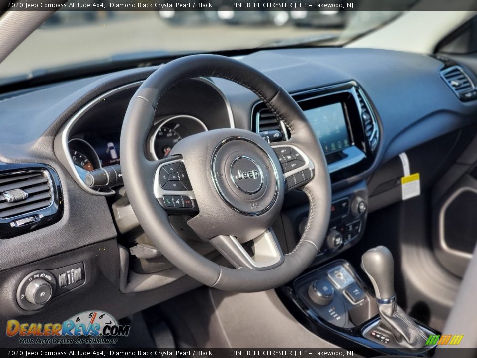 2020 Jeep Compass Altitude 4x4 Diamond Black Crystal Pearl / Black Photo #7