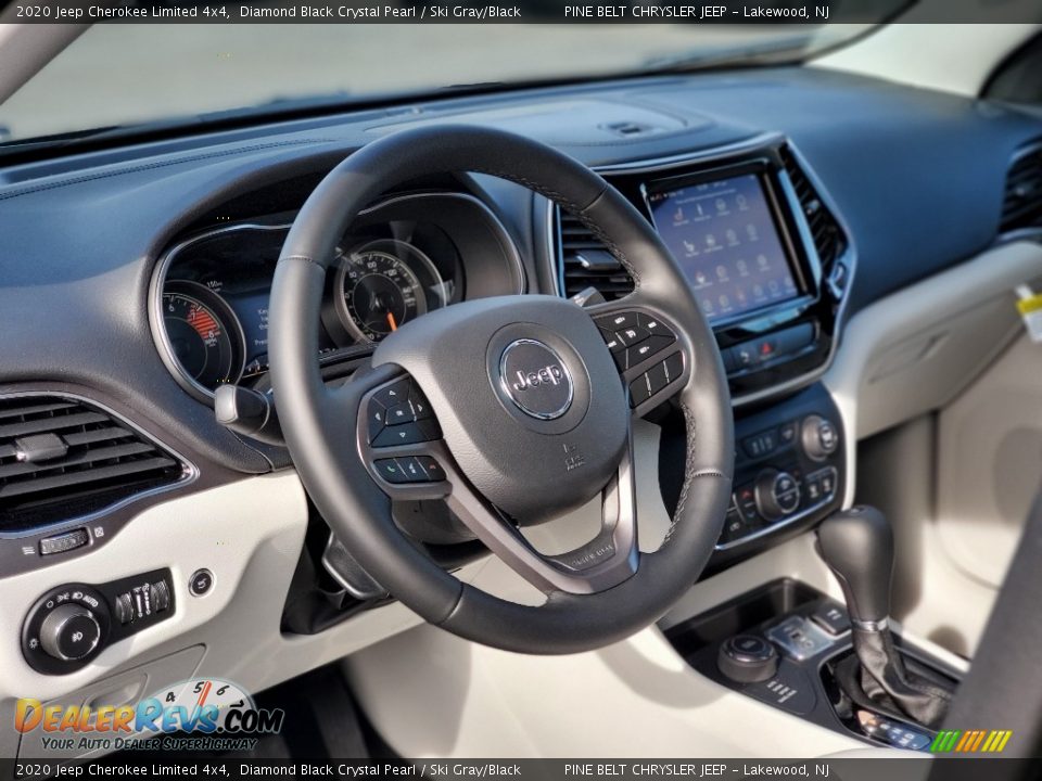 Dashboard of 2020 Jeep Cherokee Limited 4x4 Photo #7