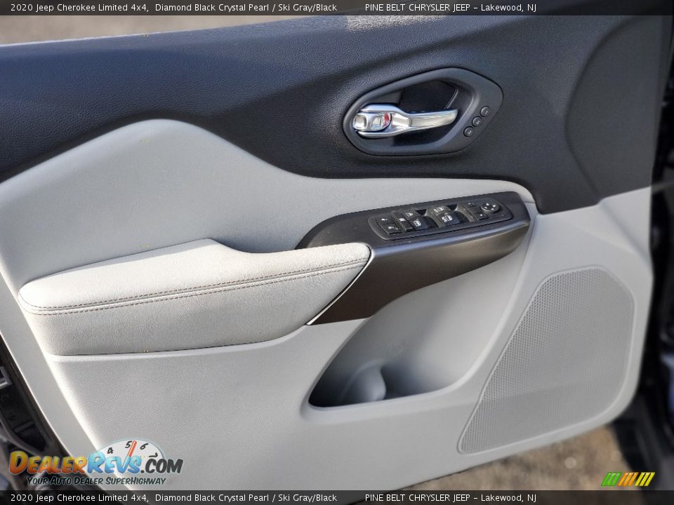 Door Panel of 2020 Jeep Cherokee Limited 4x4 Photo #8