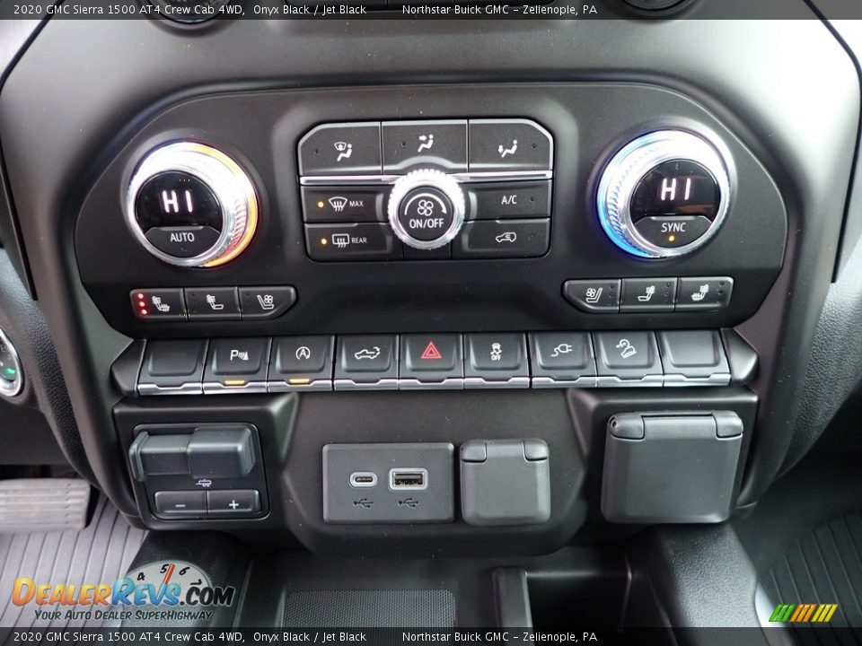 2020 GMC Sierra 1500 AT4 Crew Cab 4WD Onyx Black / Jet Black Photo #18