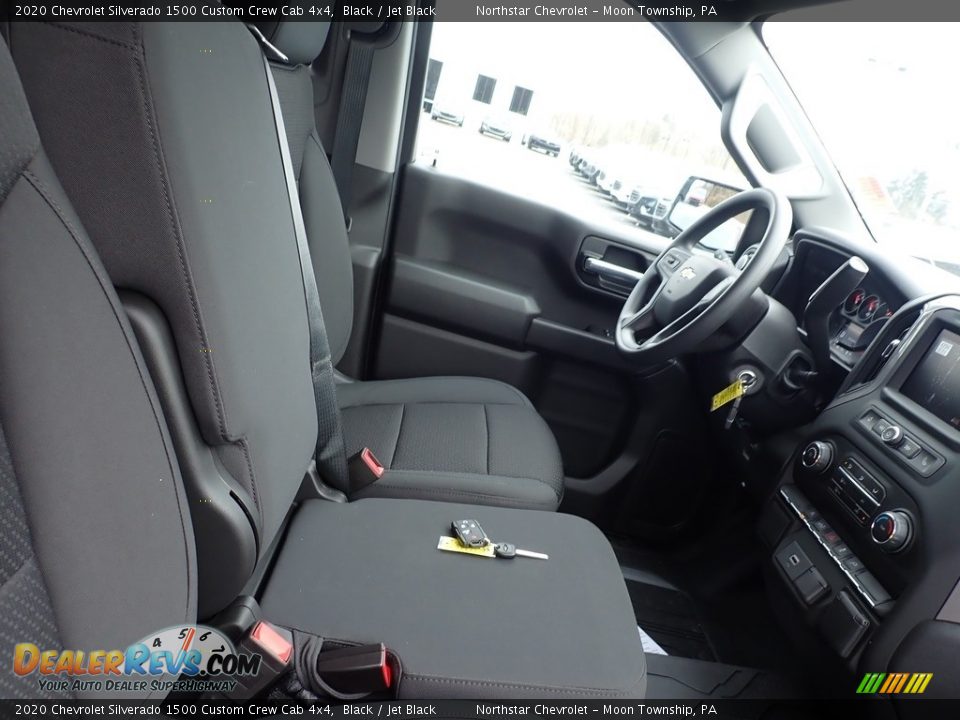 2020 Chevrolet Silverado 1500 Custom Crew Cab 4x4 Black / Jet Black Photo #9