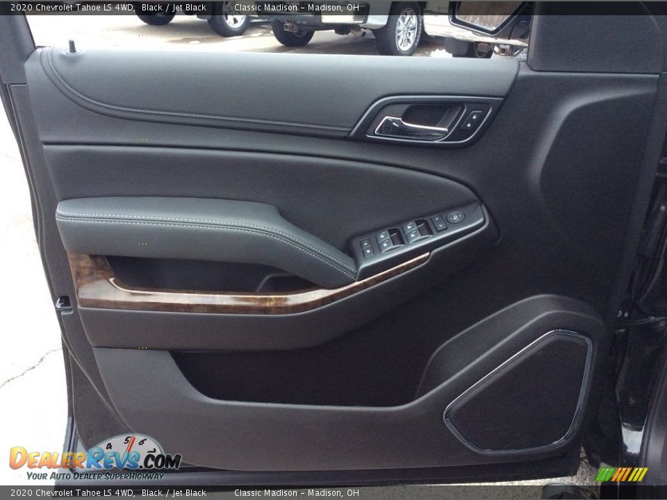 2020 Chevrolet Tahoe LS 4WD Black / Jet Black Photo #10