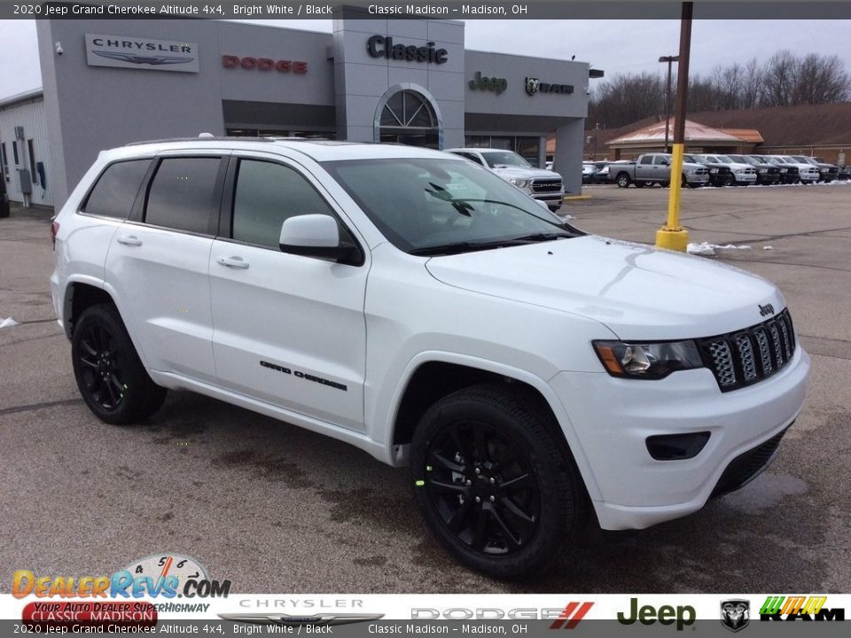 2020 Jeep Grand Cherokee Altitude 4x4 Bright White / Black Photo #1
