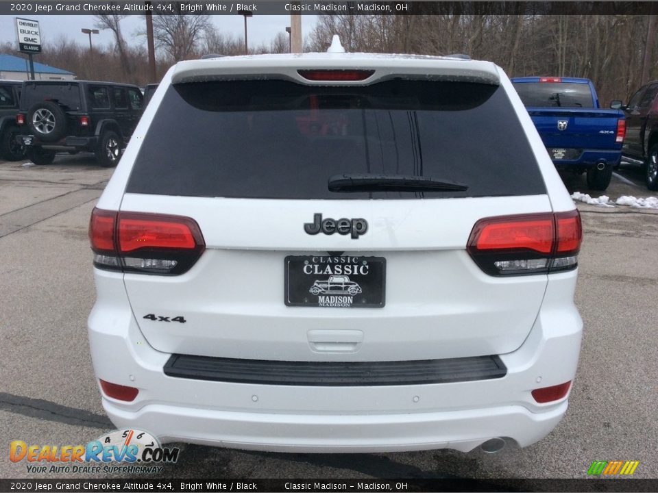 2020 Jeep Grand Cherokee Altitude 4x4 Bright White / Black Photo #8
