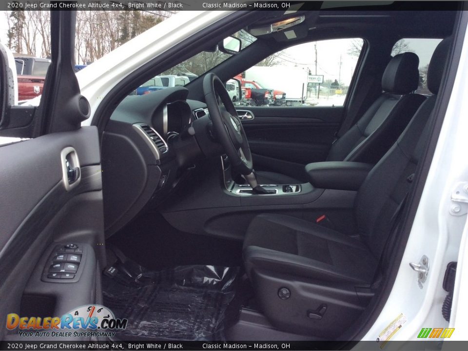 2020 Jeep Grand Cherokee Altitude 4x4 Bright White / Black Photo #11