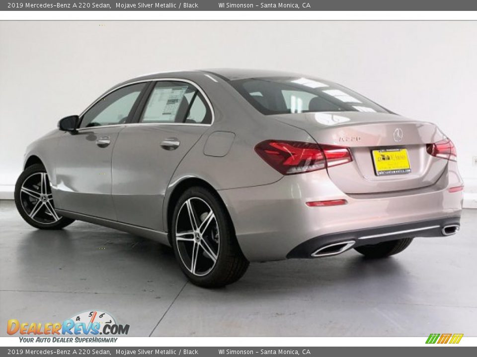 2019 Mercedes-Benz A 220 Sedan Mojave Silver Metallic / Black Photo #2