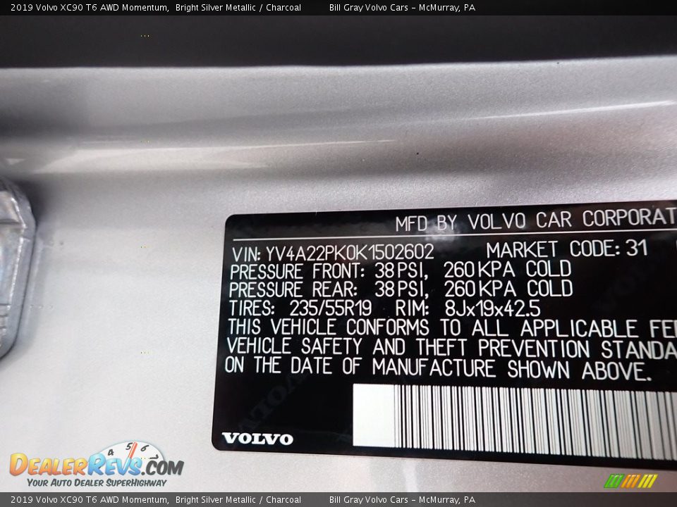 2019 Volvo XC90 T6 AWD Momentum Bright Silver Metallic / Charcoal Photo #17