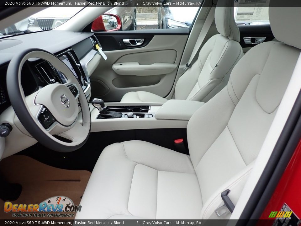 Front Seat of 2020 Volvo S60 T6 AWD Momentum Photo #7