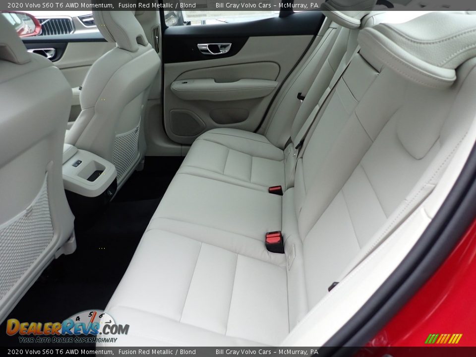 Rear Seat of 2020 Volvo S60 T6 AWD Momentum Photo #8