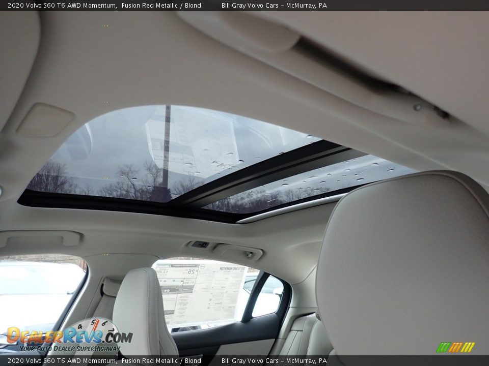 Sunroof of 2020 Volvo S60 T6 AWD Momentum Photo #12