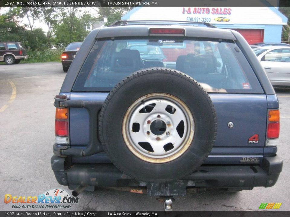 1997 Isuzu Rodeo LS 4x4 Stratus Blue Mica / Gray Photo #11