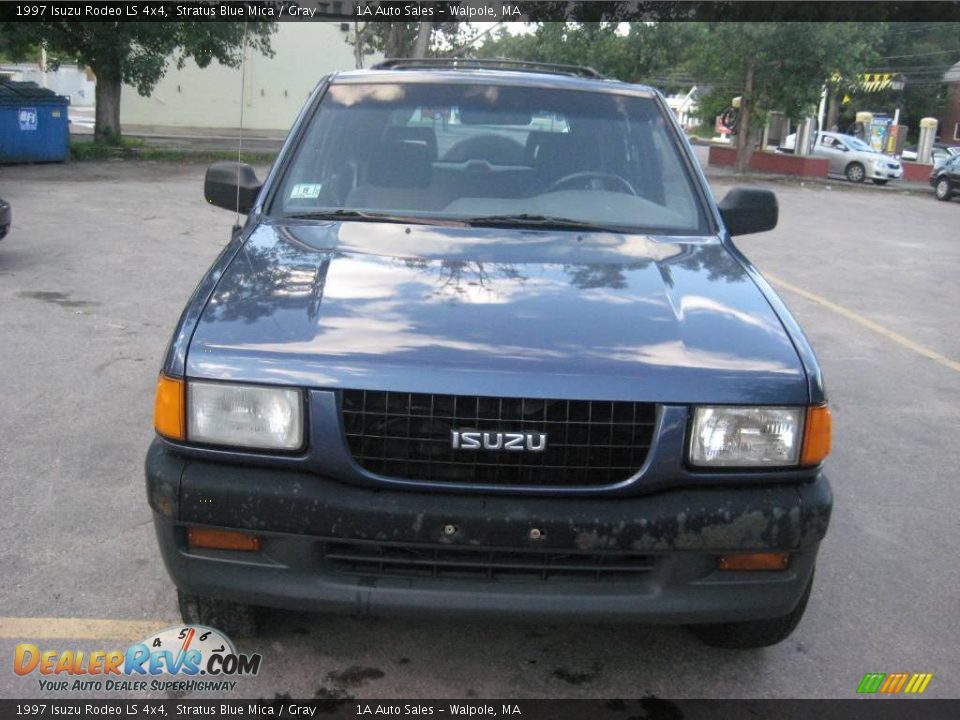 1997 Isuzu Rodeo LS 4x4 Stratus Blue Mica / Gray Photo #18