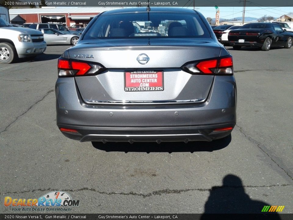 2020 Nissan Versa S Gun Metallic / Charcoal Photo #3