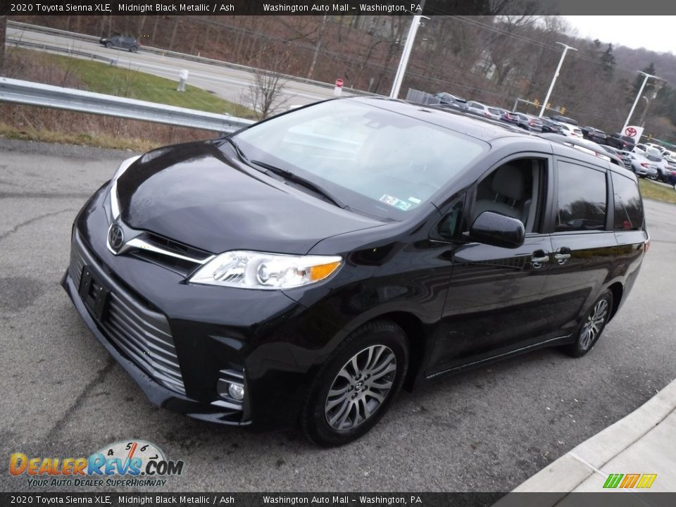 2020 Toyota Sienna XLE Midnight Black Metallic / Ash Photo #6