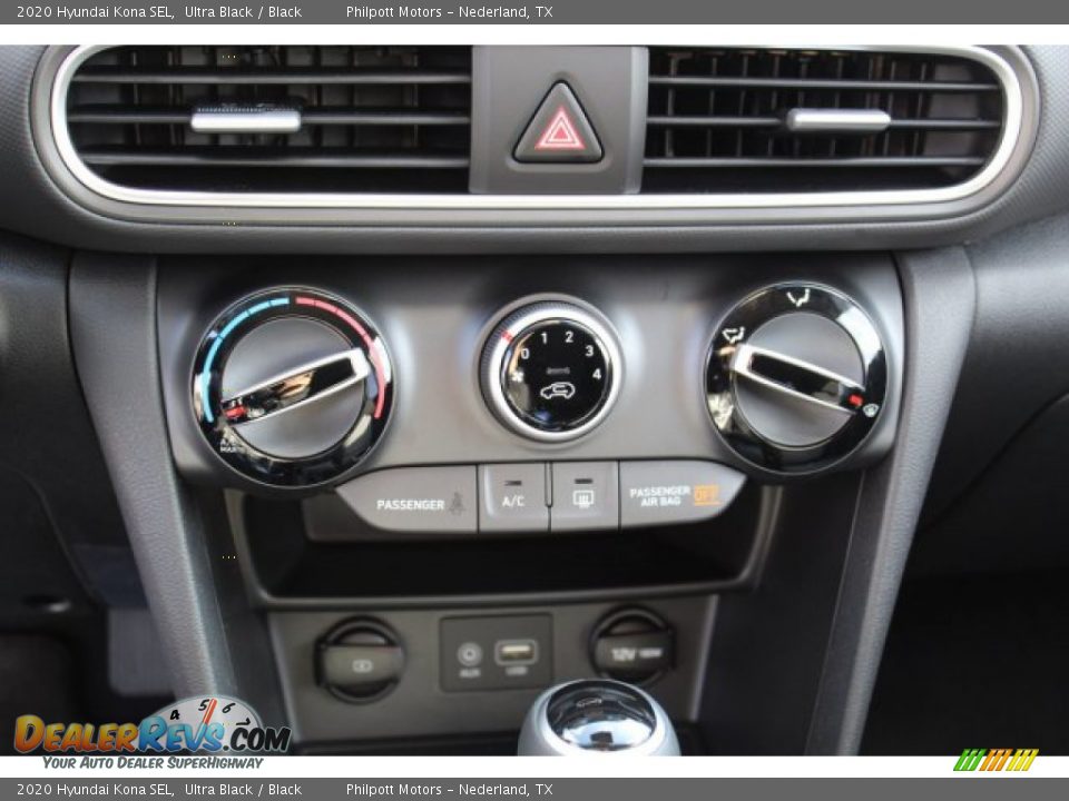 2020 Hyundai Kona SEL Ultra Black / Black Photo #17