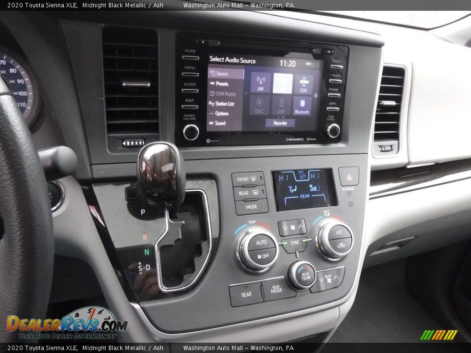 2020 Toyota Sienna XLE Midnight Black Metallic / Ash Photo #18