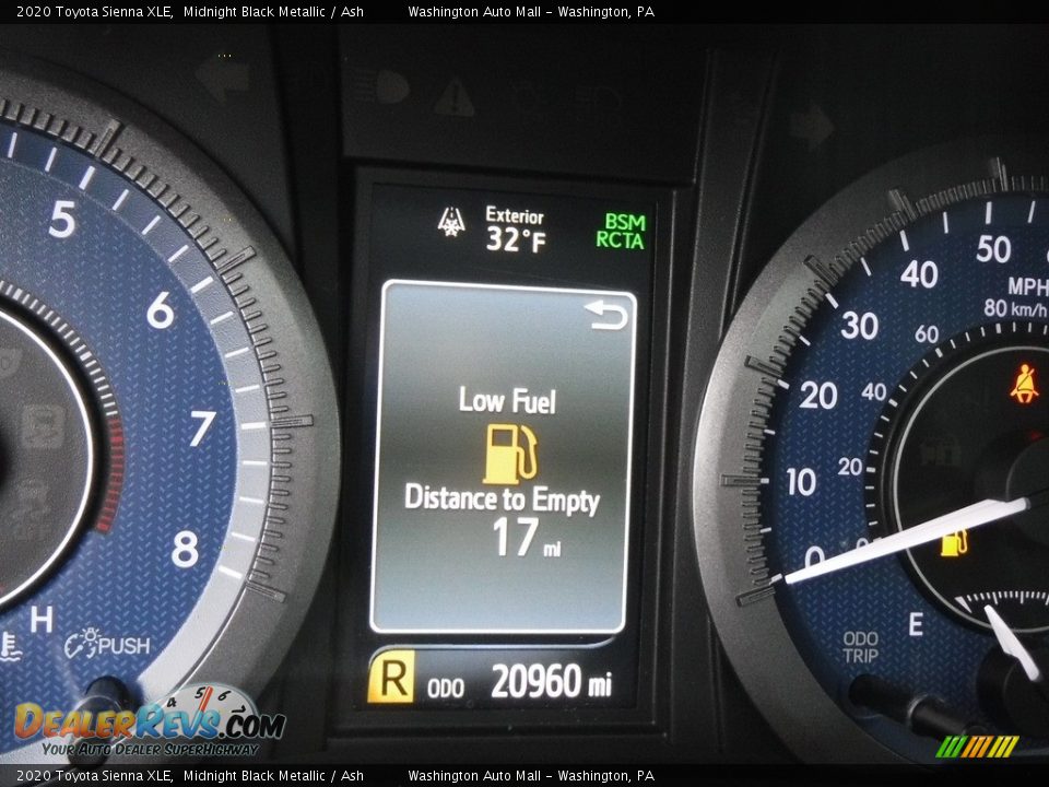 2020 Toyota Sienna XLE Midnight Black Metallic / Ash Photo #30