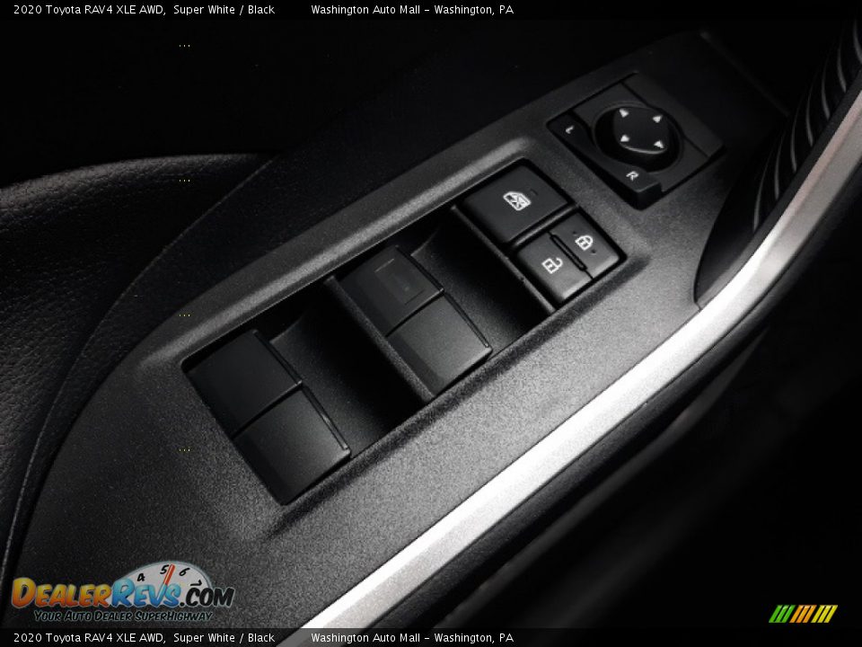 2020 Toyota RAV4 XLE AWD Super White / Black Photo #8