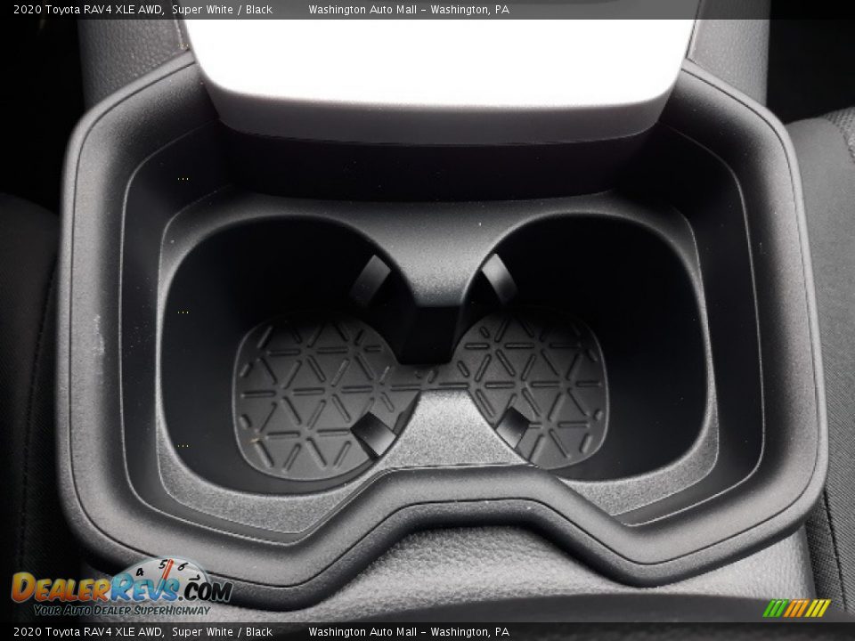 2020 Toyota RAV4 XLE AWD Super White / Black Photo #16