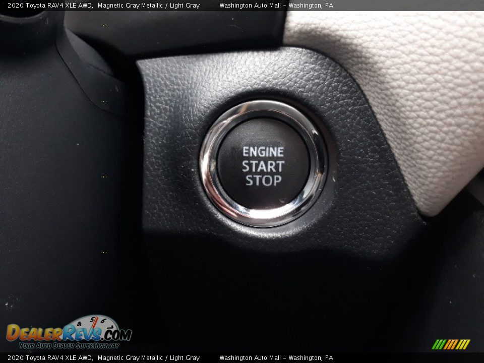 2020 Toyota RAV4 XLE AWD Magnetic Gray Metallic / Light Gray Photo #10