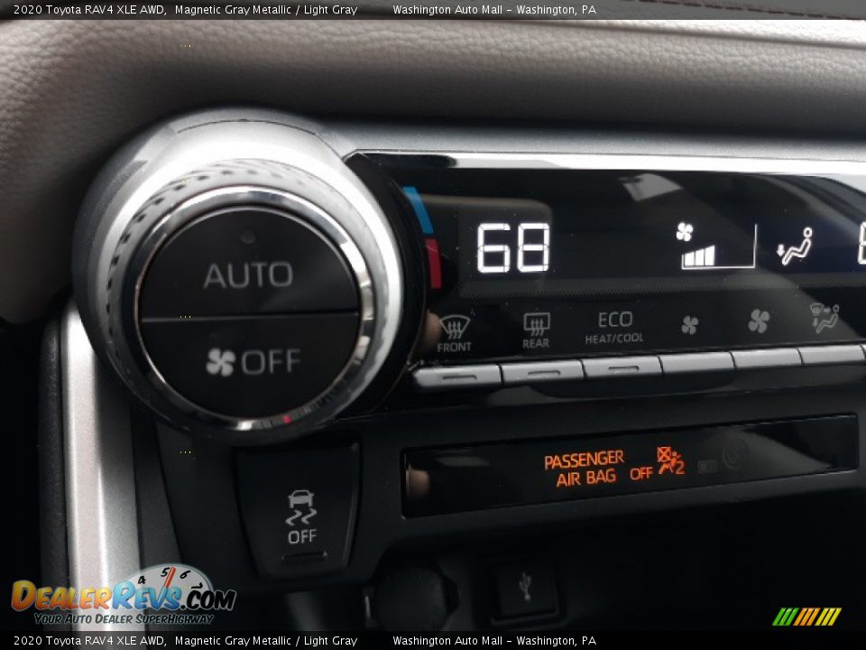 2020 Toyota RAV4 XLE AWD Magnetic Gray Metallic / Light Gray Photo #15